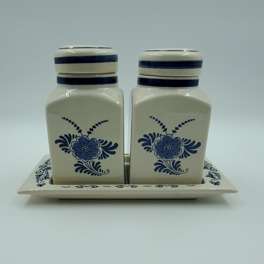 Delft Spice Jars Canisters Lidded Condiment Jars with Tray.  Holland Windmill